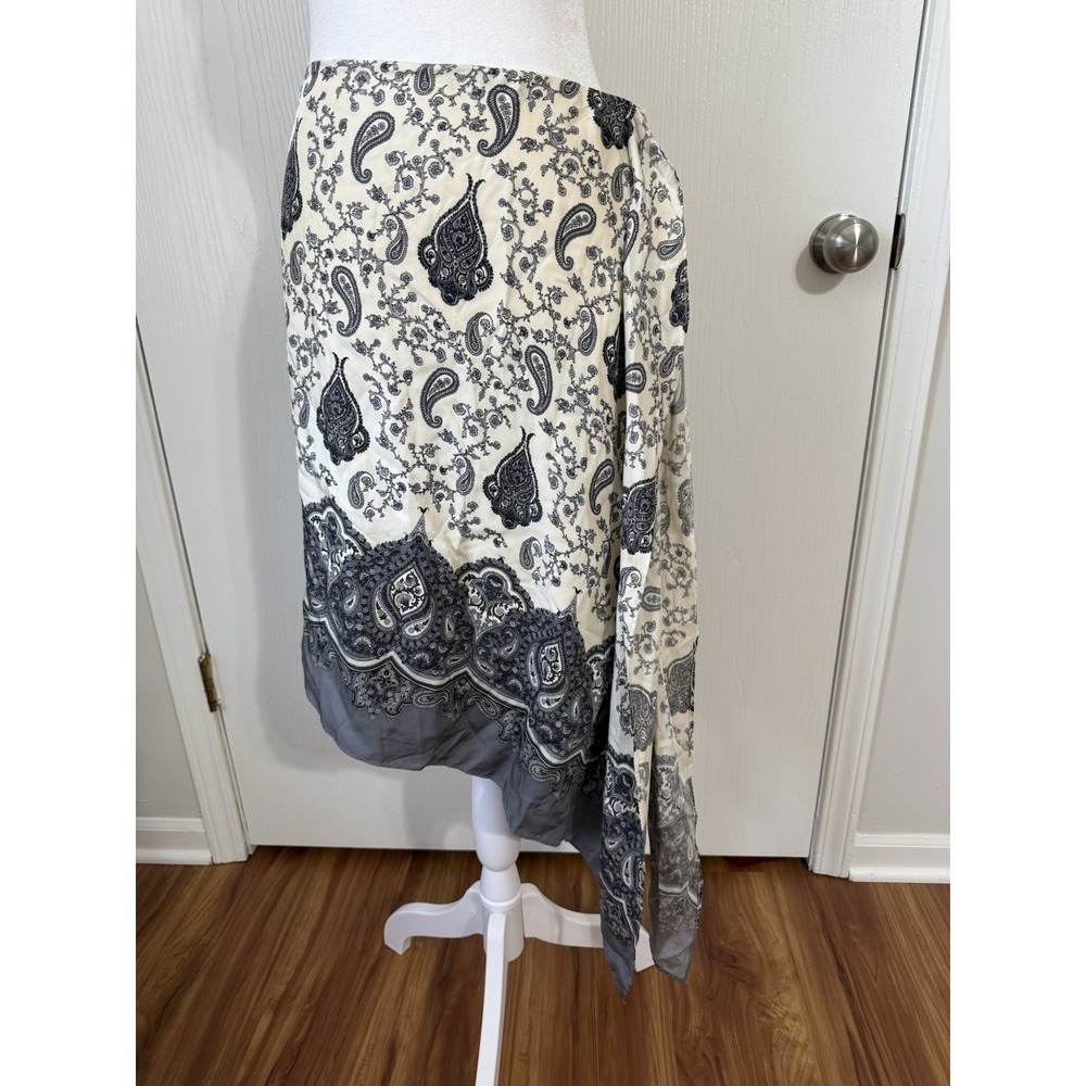 Vintage Banana Republic Silk White Gray Silk Scarf Wrap Boho Skirt Size 6